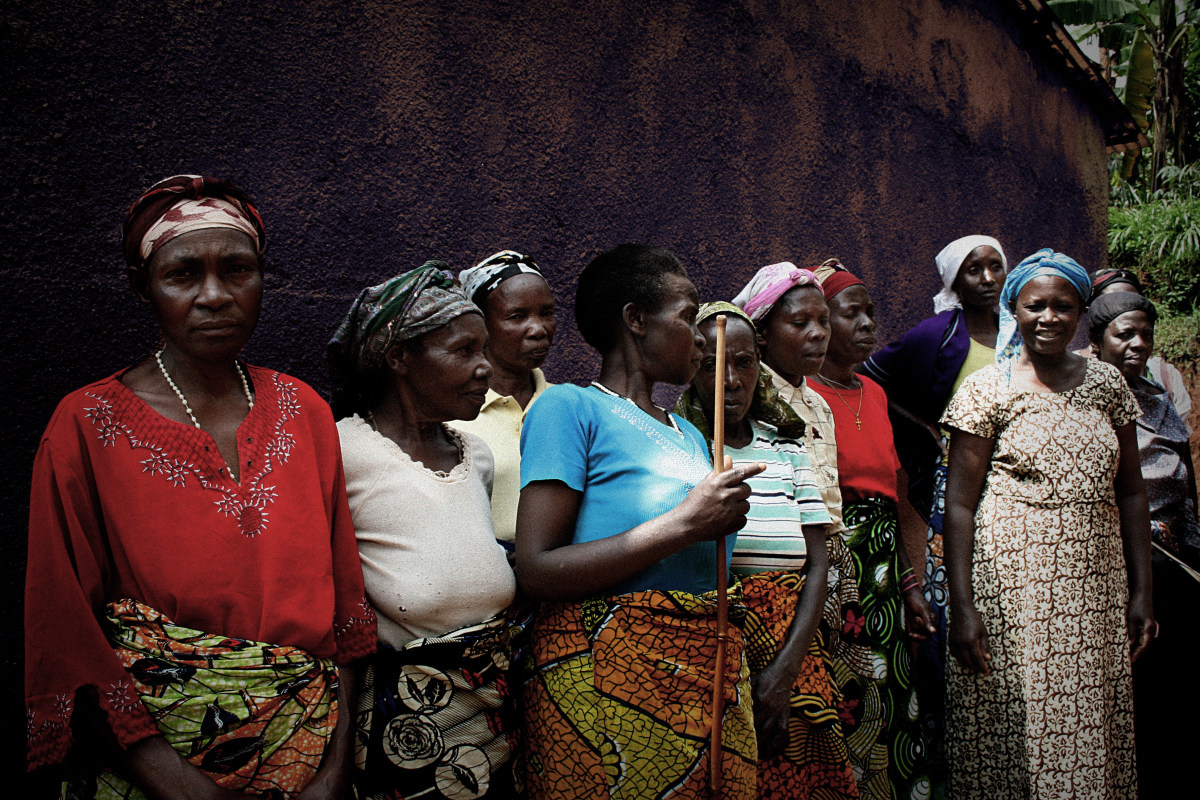 Groep vrouwen in Rwanda van het project mentale gezondheid van HI